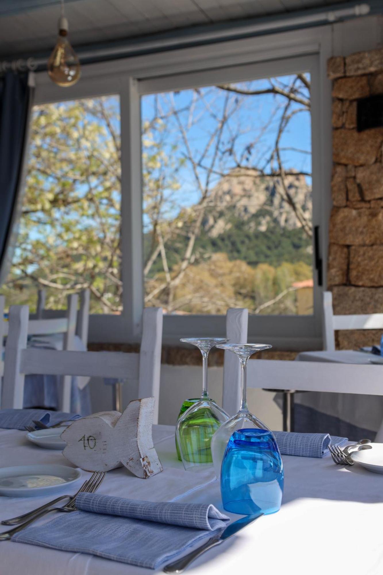 Boutique Hotel Sant'Andrea & Relais San Pantaleo Bagian luar foto