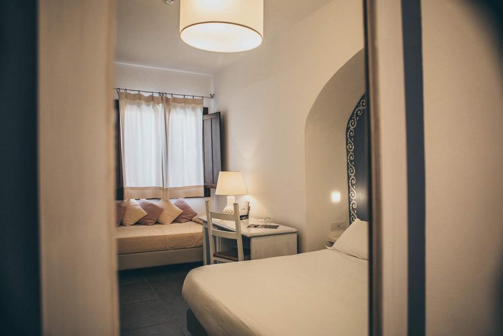 Boutique Hotel Sant'Andrea & Relais San Pantaleo Bagian luar foto