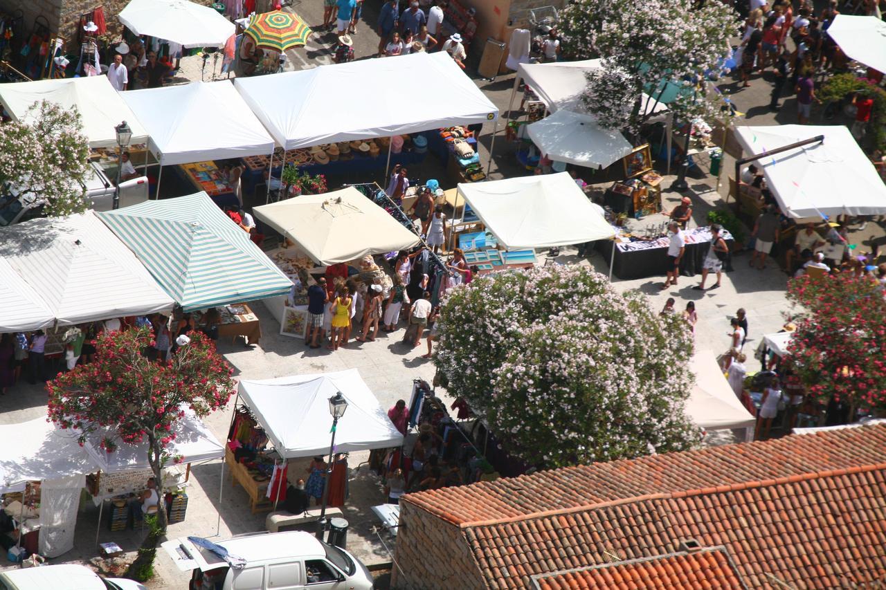 Boutique Hotel Sant'Andrea & Relais San Pantaleo Bagian luar foto