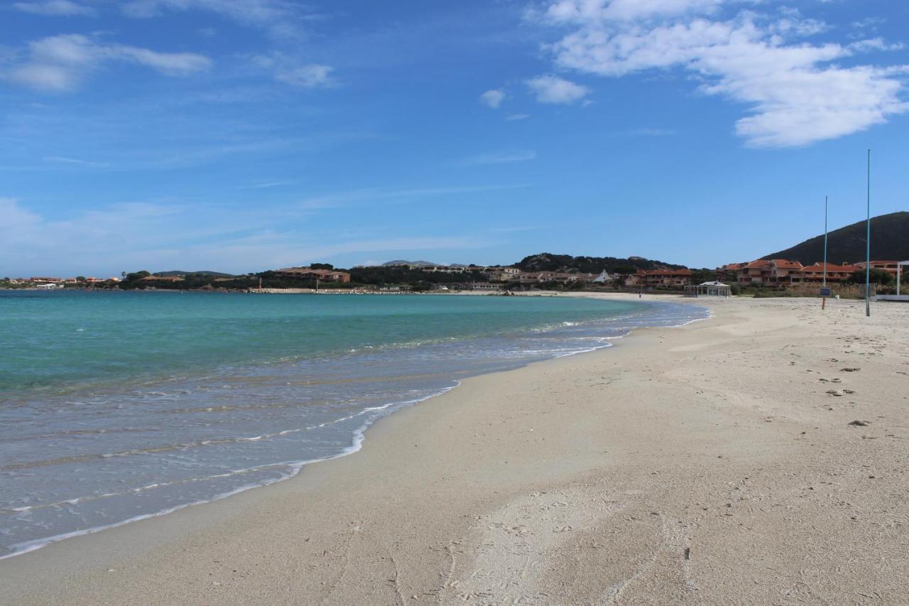 Boutique Hotel Sant'Andrea & Relais San Pantaleo Bagian luar foto
